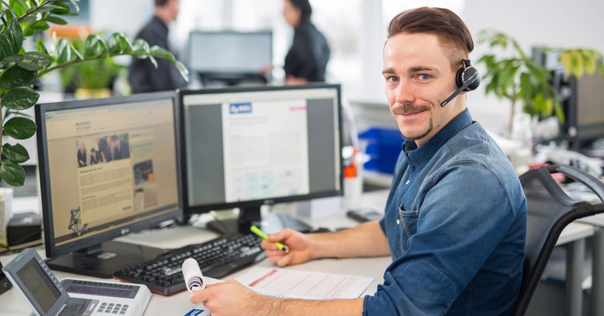 komsa kontakt First level support by KOMSA employees